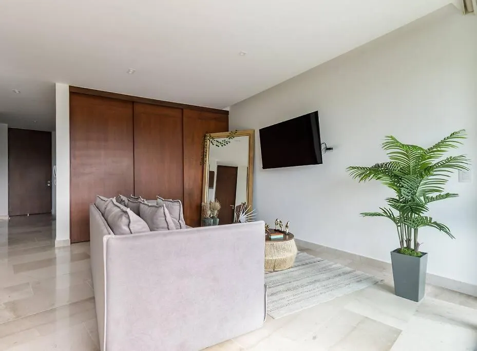 Rooftop Bliss, Steps From Playas Best Beach Плая-дель-Кармен